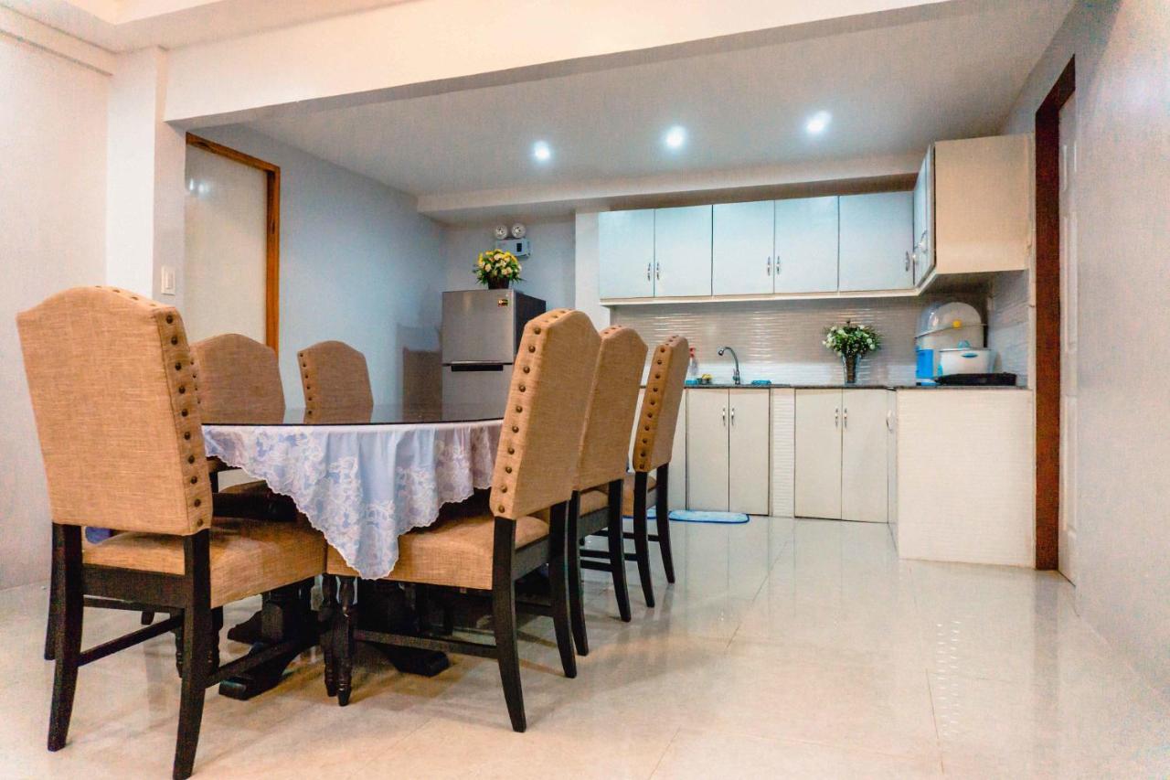 Two Story 87 Sqm Fully Air-Conditioned House In Babag 2, 麦克坦 外观 照片
